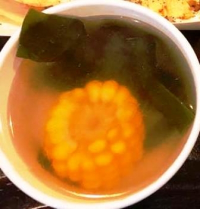 低卡玉米海帶湯料理食譜-輕食玉米海帶湯做法料理秘訣:低熱量玉米海帶湯是肥胖者的減肥食物喔!